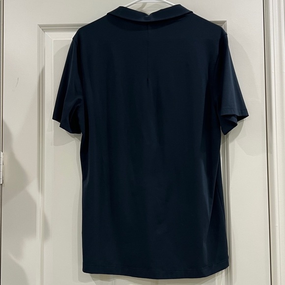 Lululemon Men’s Evolution Polo size medium - Picture 3 of 3